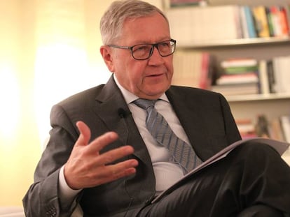 Klaus Regling: “España debería tener un colchón fiscal para afrontar un cambio de ciclo”