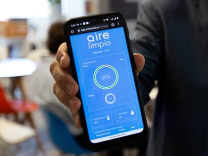 App móvil de Aire Limpio con los valores medidos por sus sensores.