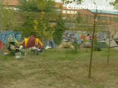 Acampada multitudinaria por un piso barato