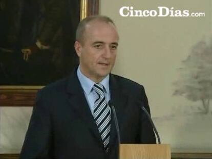 El Gobierno anuncia un plan integral del automóvil