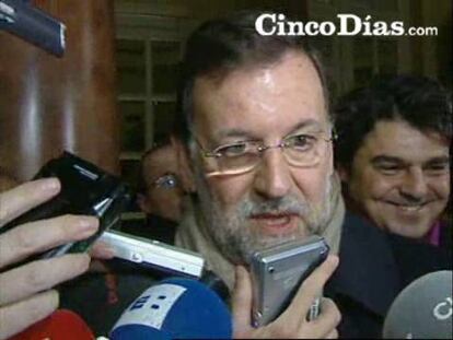 Rajoy lamenta que Zapatero no comparezca hasta febrero