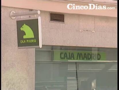 Caja Madrid estudia la fusión con CAM y Caixa Galicia