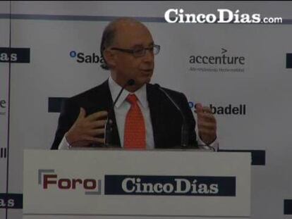Cristóbal Montoro participa en el Foro Cinco Días