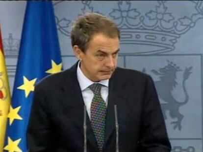 Zapatero anuncia que se retira de la política