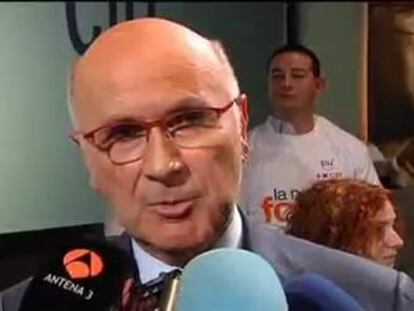 CiU pide el voto para frenar "el tsunami" del PP