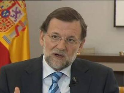 Rajoy justifica subida "dura y dolorosa" del IRPF porque "no quedaba otra opción"