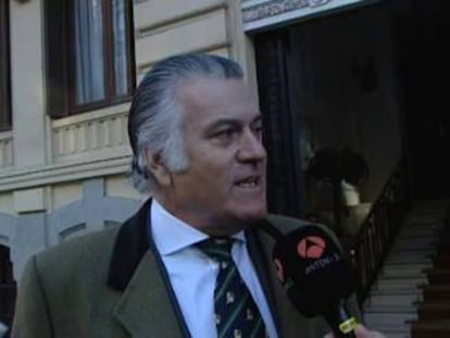 Bárcenas: "Todo es una burda manipulación, ni existe ni ha existido una libreta secreta"