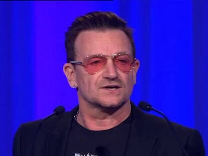 El cantante Bono pide el apoyo a la economía española