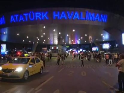Al menos 38 muertos en el aeropuerto de Estambul