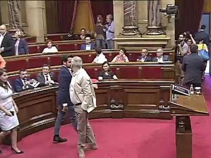 El Parlamento catalán inicia la desconexión de España