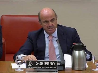 Guindos reconoce que el puesto para Soria es de "designación discrecional"