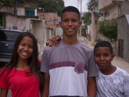 Laís, Alex, e Pedro, irmãos com uma habilidade de gênios.