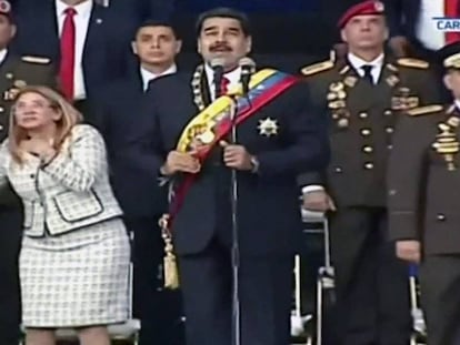 Imagem de televisão do momento da explosão durante discurso de Maduro, neste sábado, 4.