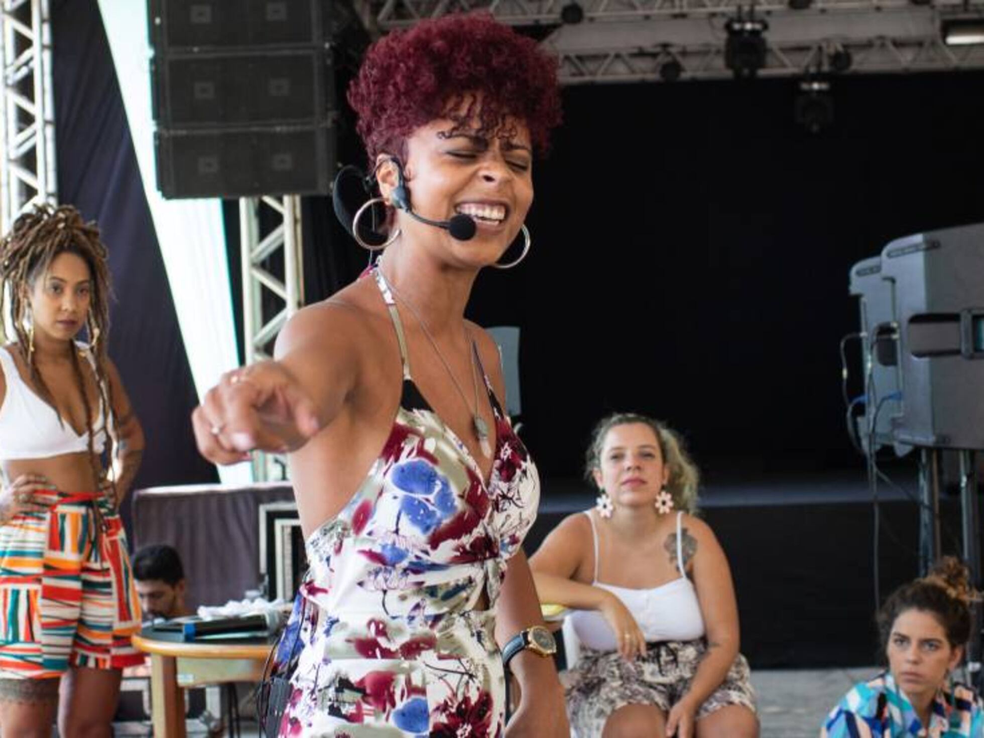 Poesia que grita contra o patriarcado Cultura EL PAÍS Brasil