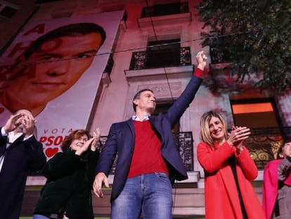 O líder do PSOE, Pedro Sánchez, celebra os resultados eleitorais em Madri. Em vídeo, a vitória da esquerda na Espanha e o avanço da extrema direita.