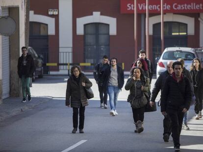 El martiri de la línia R4 perdura després del xoc de trens