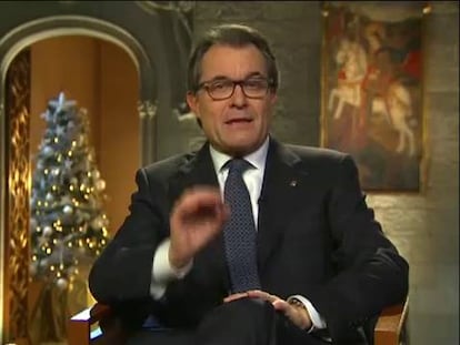 Mas es resisteix a convocar eleccions i fa una crida a la “unitat” política