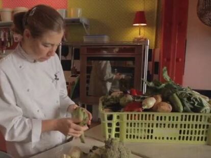 Ada Parellada munta un sopar amb aliments rebutjats al circuit comercial