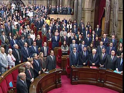 Aplaudiments i silencis dels diputats durant el discurs de Forcadell.