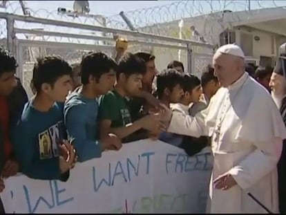 El Papa visita el camp de refugiats de Moria, a Lesbos.