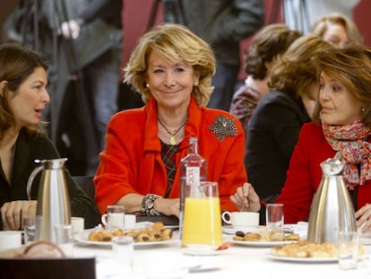 Aguirre, Figar y Botella, en el Foro Madrid.