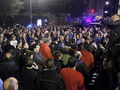 Asamblea de trabajadores de las empresas de limpieza.