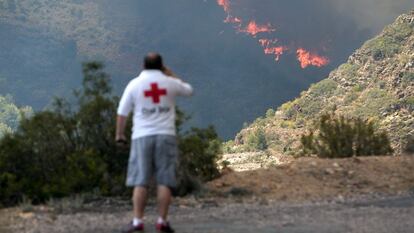 Frente del incendio de la Valla D'Uixo.