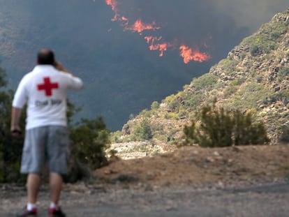 Frente del incendio de la Valla D'Uixo.