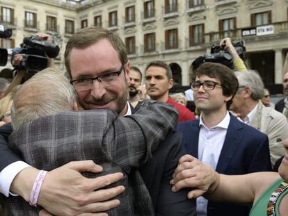 Gorka Urtaran desaloja a Maroto en Vitoria en una ajetreada elección