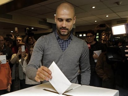 Guardiola votando en el pasado referéndum