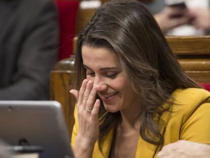 Arrimadas critica a Puigdemont por omitir la corrupción en su discurso