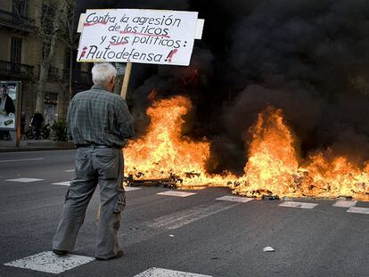 Disturbios en Barcelona durante la huelga del 29-M de 2012.