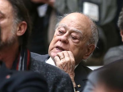 Jordi Pujol reaparece en el homenaje a Muriel Casals en el Parlament