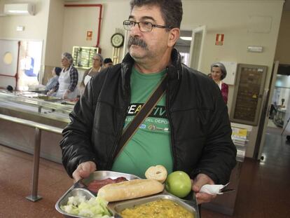 Valerio Mercut, en el Comedor social Hijas de la Caridad en Madrid.