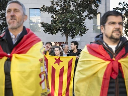 Colectivos independentistas intentan boicotear el acto en Rubí. MASSIMILIANO MINOCRI