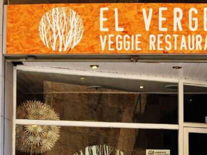 El Vergel, el restaurante vegano que prohíbe los biberones con leche de vaca.