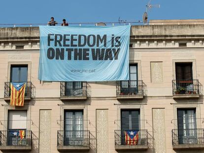 Lona a favor de la independencia de Cataluña, hoy en Barcelona.