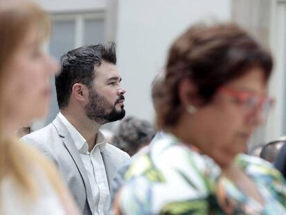 Gabriel Rufián, el pasado 4 de julio en el Parlament. Vídeo: Xavier Domènech explica la posición de En Comú Podem, tras la reunión de la Coordinadora Nacional de Catalunya en Comú, celebrada este sábado.
