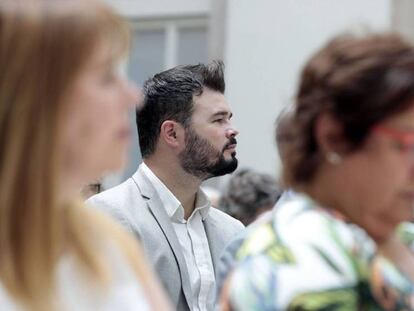 Gabriel Rufián, el pasado 4 de julio en el Parlament. Vídeo: Xavier Domènech explica la posición de En Comú Podem, tras la reunión de la Coordinadora Nacional de Catalunya en Comú, celebrada este sábado.