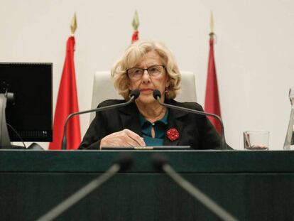 Manuela Carmena durante el Pleno del Ayuntamiento de Madrid.