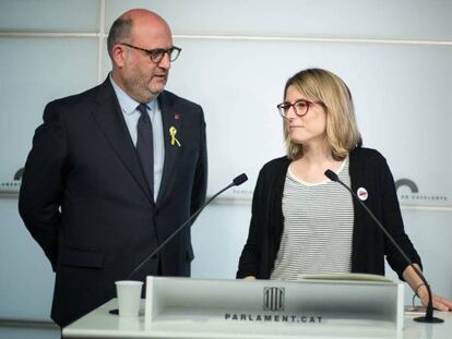 Elsa Artadi y Eduard Pujol el pasado día 5. En vídeo, declaraciones de Artadi en la misma comparecencia.