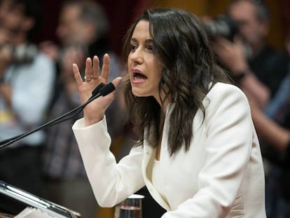 Inés Arrimadas, durante la primera sesión del Pleno de investidura de Quim Torra.