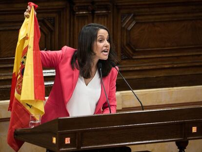 Inés Arrimadas, líder de la oposición, en el debate del Parlament este miércoles.