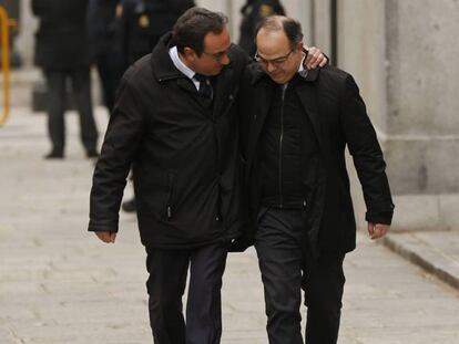 FOTO: Josep Rull y Jordi Turull, el 23 de marzo, a su llegada al Supremo. / VÍDEO: Declaraciones de Torra tras hacerse pública la decisión del Supremo.