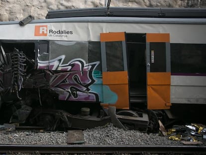 Los dos trenes accidentados ayer en Castellgalí.