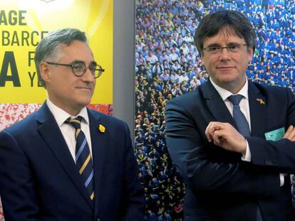 FOTO: Carles Puigdemont, a la derecha, acompañado por el eurodiputado Ramón Tremosa, en el Parlamento Europeo esta semana. / VÍDEO: Declaraciones del presidente del PdeCat, David Bonheví, este domingo.