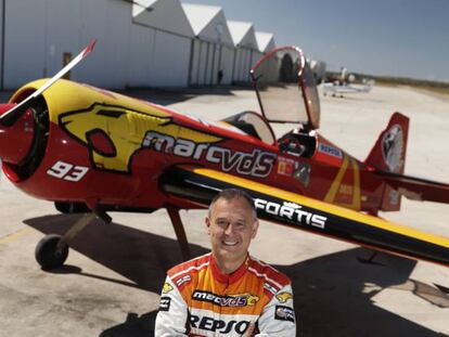 Cástor Fantoba, en el aeródromo de Casarrubios.