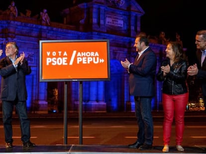 FOTO: Acto de inicio de campaña del PSOE este jueves con el candidato socialista a la Comunidad de Madrid Ángel Gabilondo, el de la alcaldía de Madrid; Pepu Hernández. / VÍDEO: Gregorio Martínez, portavoz de la familia de Pérez Rubalcaba, anuncia su fallecimiento en el Hospital Puerta de Hierro.