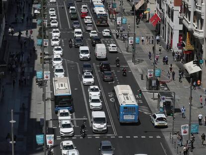 La Gran Vía, en el interior de Madrid Central, este martes. En vídeo, ELECCIONES 26-M ¿Y ahora... qué pasa con Madrid Central?