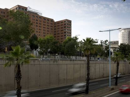 El Hospital del Vall d'Hebron, en Barcelona. En vídeo, Declaran ante el juez los padres detenidos por presuntos malos tratos a su bebé de 20 días.